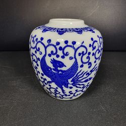 OMC Otagiri Ginger Jar Vase Flying Phoenix Blue And White No Lid