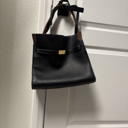 Authentic Tory Burch Brand New Barely Used Leather Bag 
