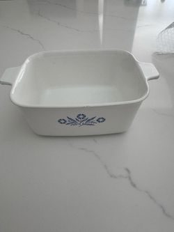 Corning ware 1 1/2 Qt  P-4-B. No Lid