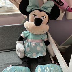 Minnie Mouse Big Plushie. 