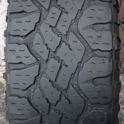 1- Goodyear Wrangler LT 285-75-18