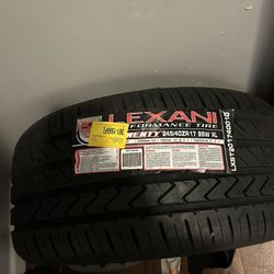 New Tire Lexani 245/40ZR17