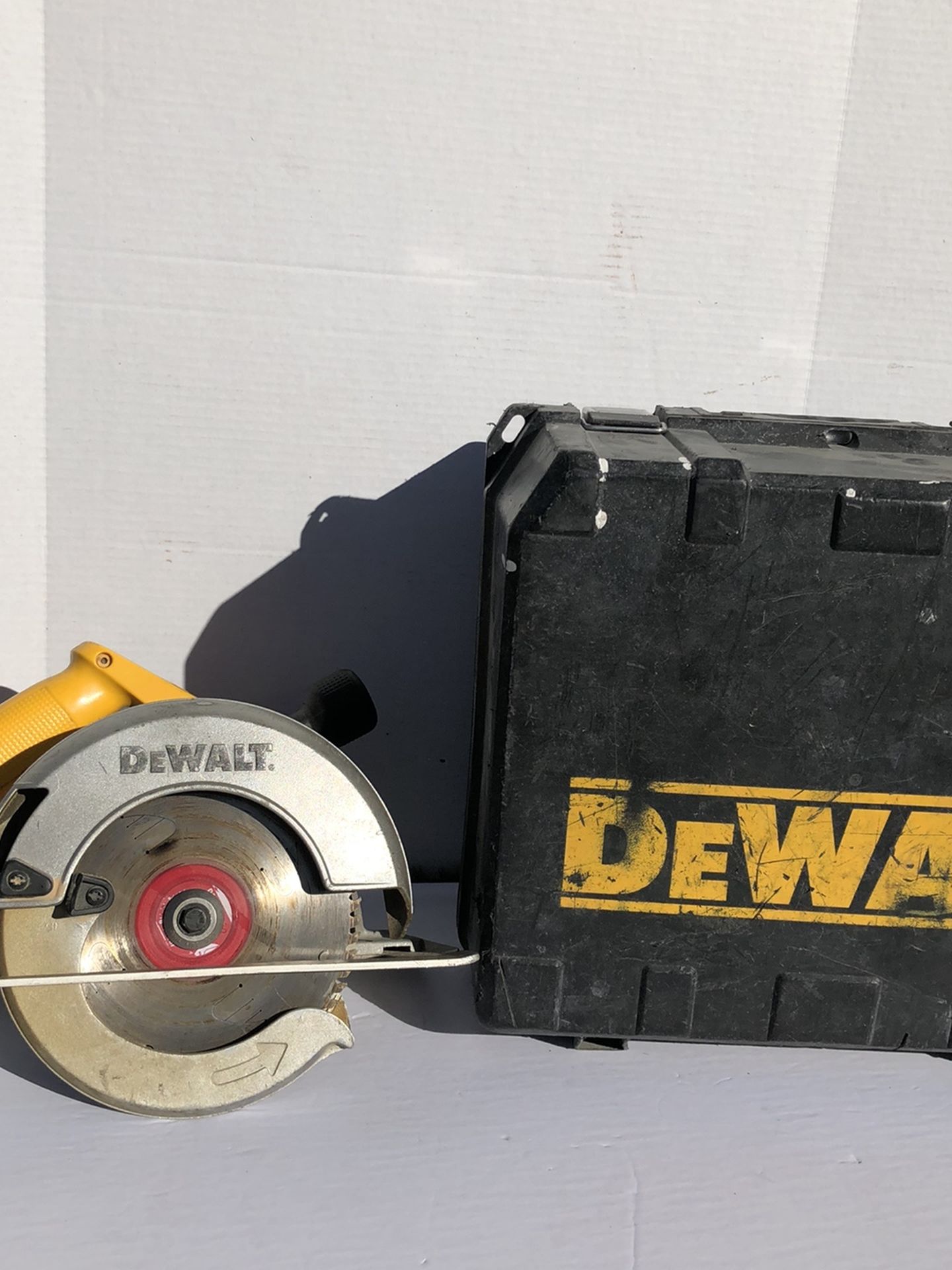 Dewalt 7 1/4” Circular Saw DW364