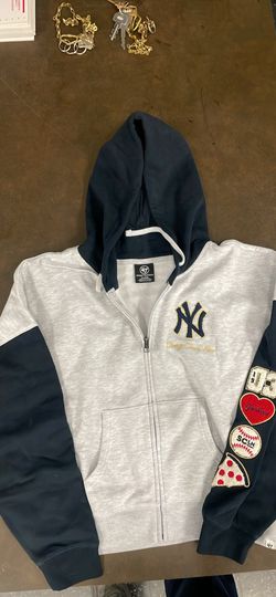 47 woman’s new your Yankees hoodie