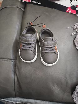 $5 Boys Size 3 CARTERS SHOES SIZE 3