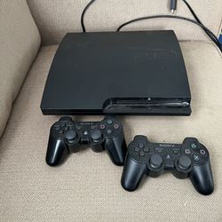 Ps3 + 2 Controllers 