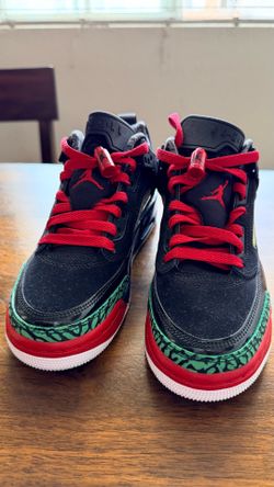 Air Jordan Spizike Low (never used) Size 4Y