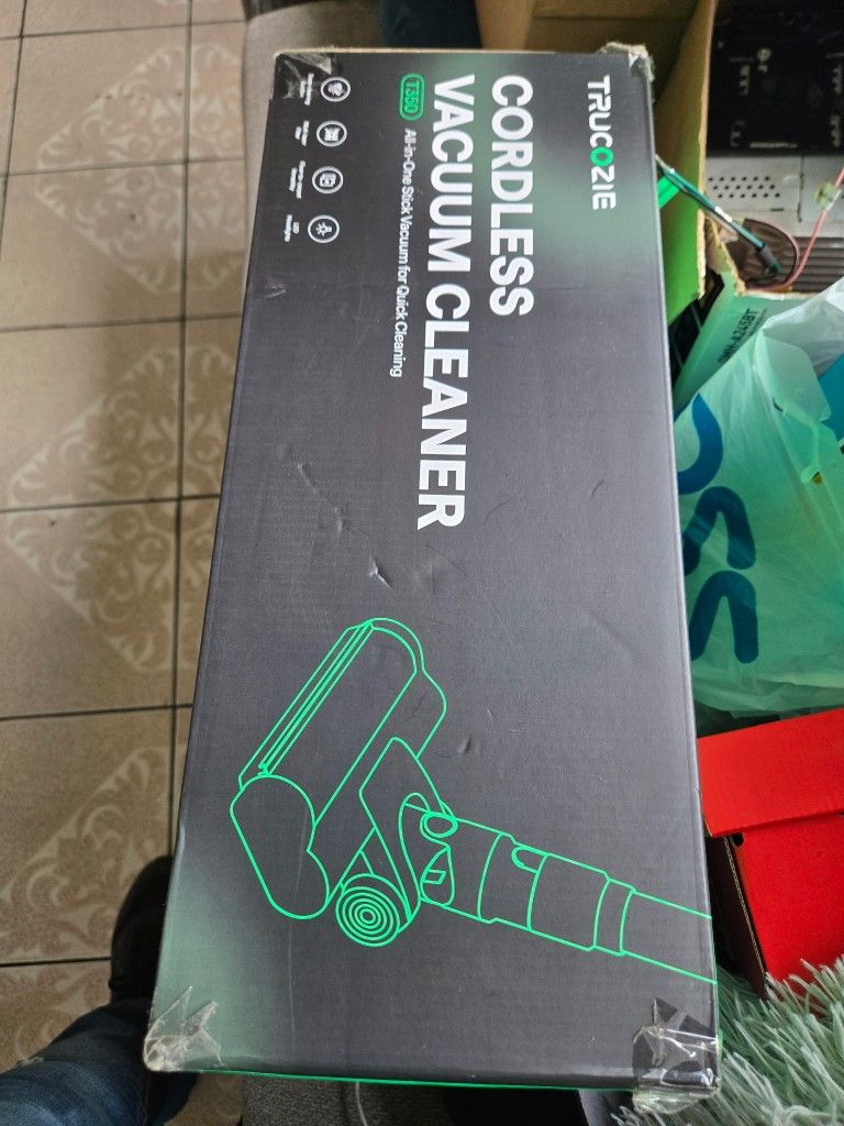 Cordless Vacuum Cleaner