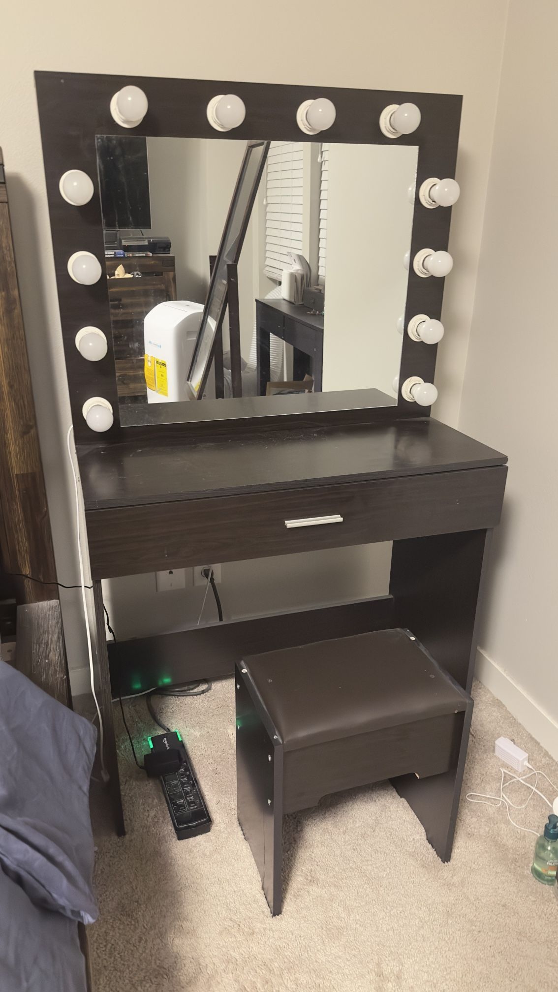 Vanity Set With Mirror And Stool