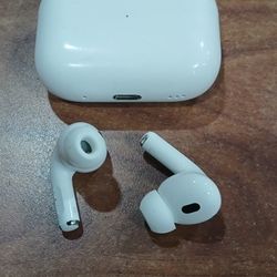 Apple AirPods Pro 2nd Gen