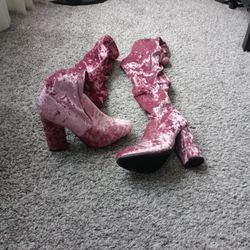 Woman boots