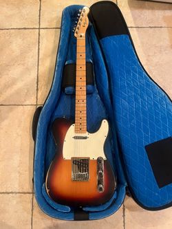 Fender MIM Telecaster (Relic) w/ Reunion Blues Hardshell Case (Brand New)