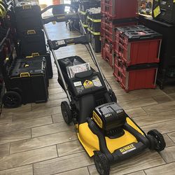 DEWALT 2x20V MAX 21 in. Cordless Battery Powered Push Lawn Mower(TOOL ONLY)