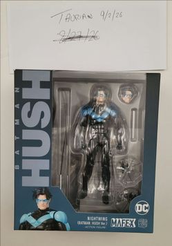 MAFEX Nightwing Batman Hush Action Figure