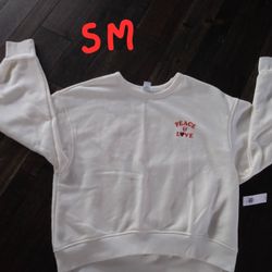 New Ladies Size Small Peace And Love Sweatshirt 