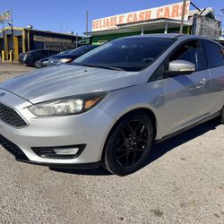 2016 Ford Focus SE 