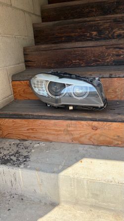 Headlight BMW F10 OEM (2011-13) 5 series Xenon Adaptive
