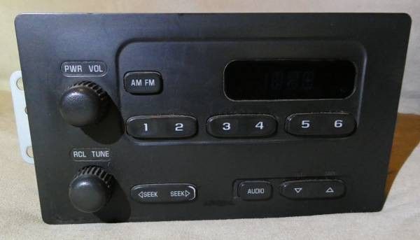 Factory AM/FM radio for some 2003-2008 Chevy GMC Isuzu