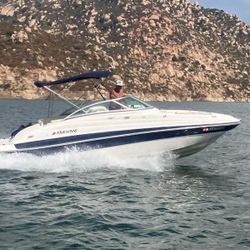 2003 Four Winns Fun ship 214 deck boat