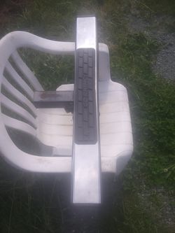 Truck step goes in your receiver