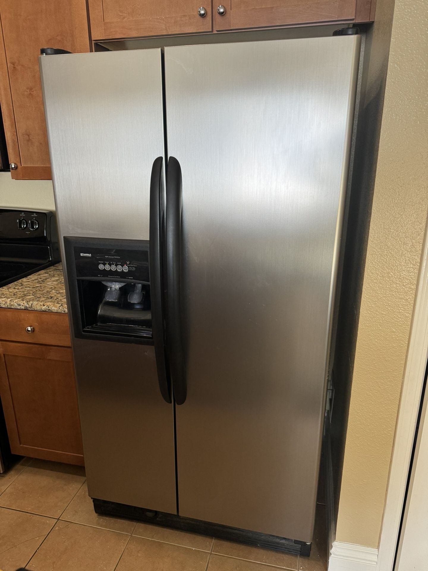 Kenmore Refrigerator 