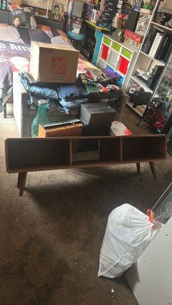 Tv stand