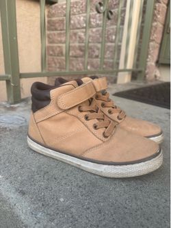 The Children's Place Boys Faux Leather Hi Top Sneakers size 13
