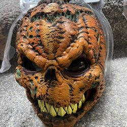 Dark Harvest Mask