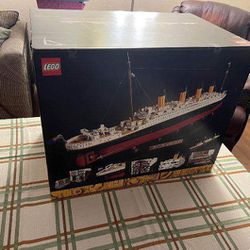LEGO TITANIC 10294