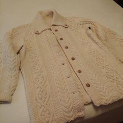 Super Soft & Comfy Handmade Cable Stitched Cardigan Sweater