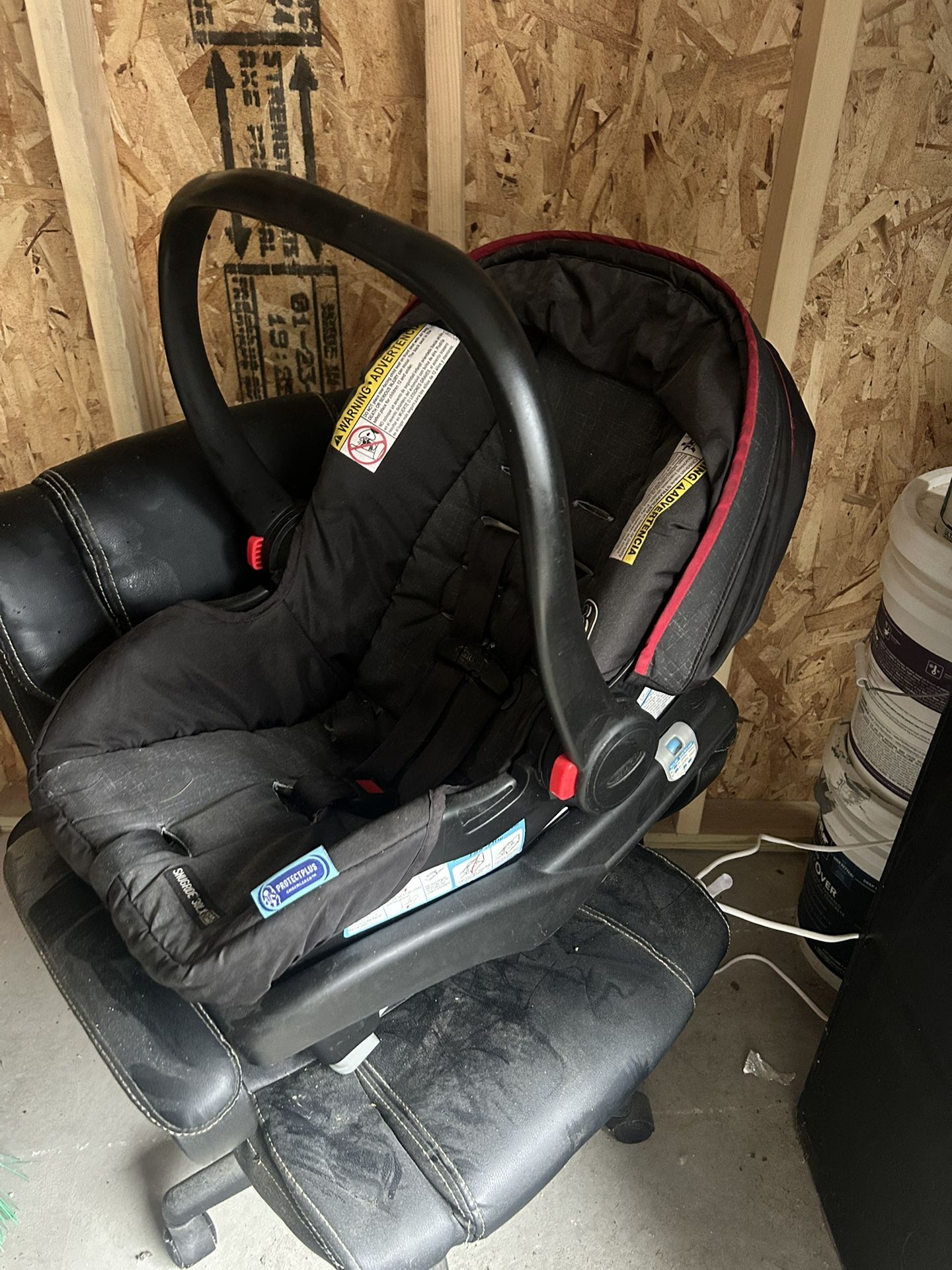 Car Seat With Base 