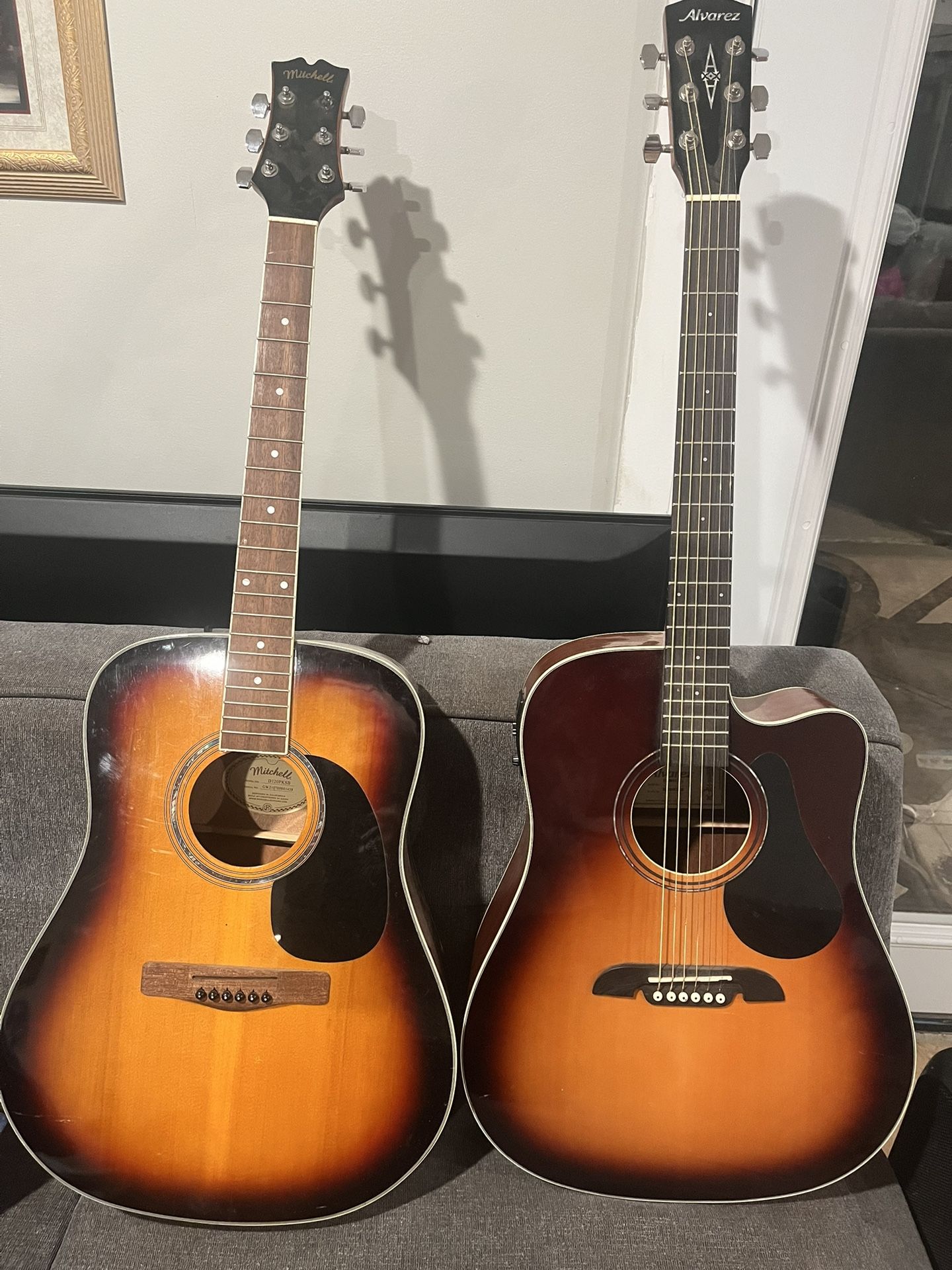 sound Perfectly Fine Acoustic Electric Guitar But One Guitar Does Needs Stings