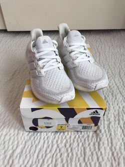 Adidas Triple White Ultraboost Women's Size 7