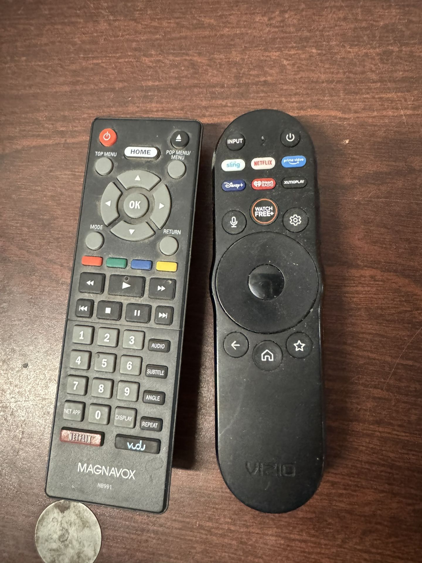 TV REMOTES VIZIO & MAGNAVOK