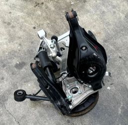 2021-2025 NISSAN ROGUE AWD REAR RIGHT SIDE SUSPENSION KNEE ASSEMBLY