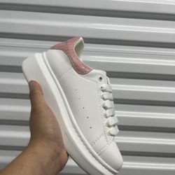 Women’s Alexander Mcqueens