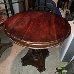 Round Table Brown  Solid Wood 