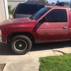 Nissan D21  Parts    