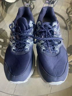 ASICS  Gel- Venture 9 shoes