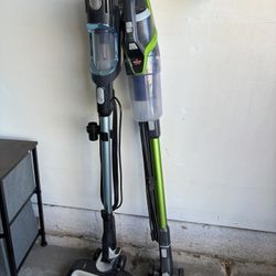 Shark Vacuum Cleaner 