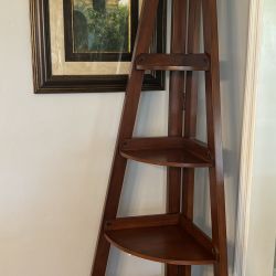 Set Of 2 Wood shelf corner units