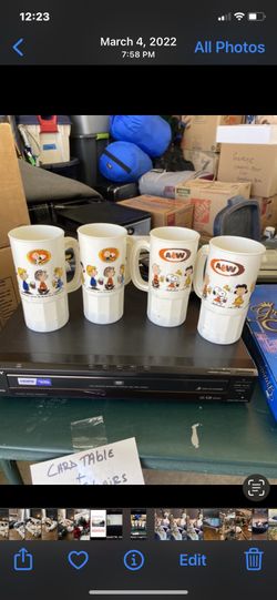 A&W 40th Anniversary Mugs  Peanuts Gang