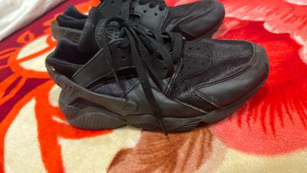 Black air huarache Nike