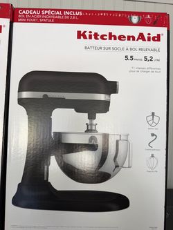 Kitchen aid Stand mixer 5.5qt and 3qt