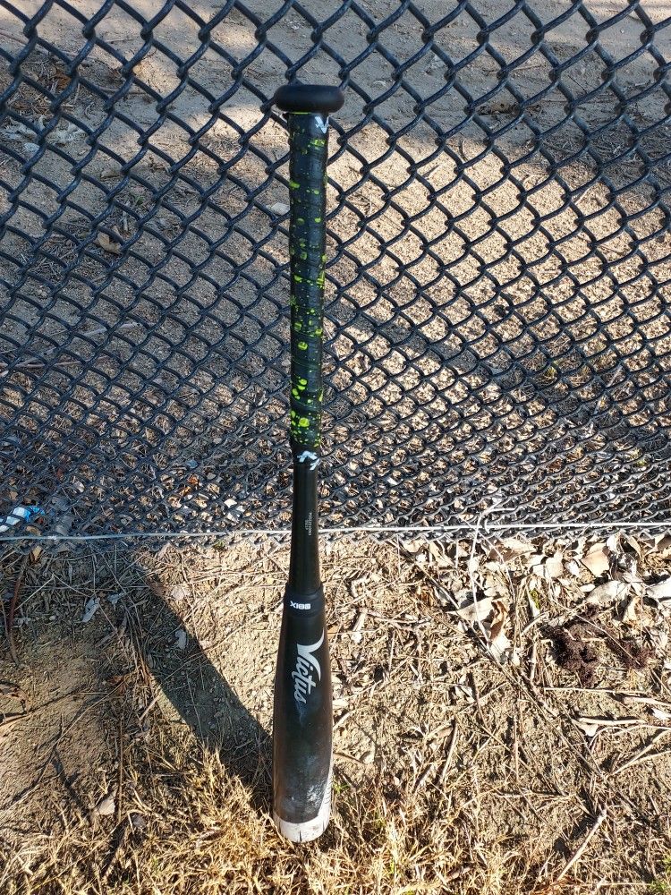 Victus Nox Usssa.  30 Inch -10 20 Ounces $40