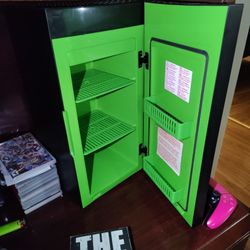 Xbox Mini Fridge 