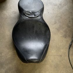 Harley Davidson Dyna seat