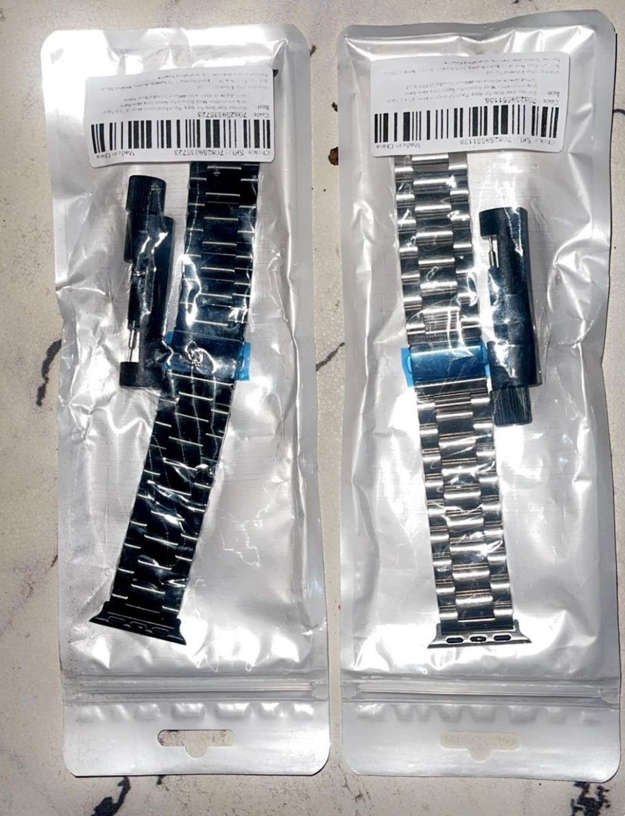 💡 2 Apple Watch Bands With Tools Silver & Black 