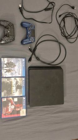 PS4 with 2 controllers