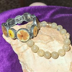 Nature Calls! Beautiful Dried Flowes Bracelet